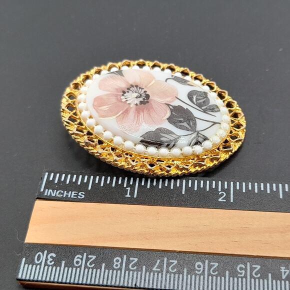Vintage Hand Painted Porcelain Brooch, Pink Flower, 2 1/8", 1960s - Picture 10 of 11
